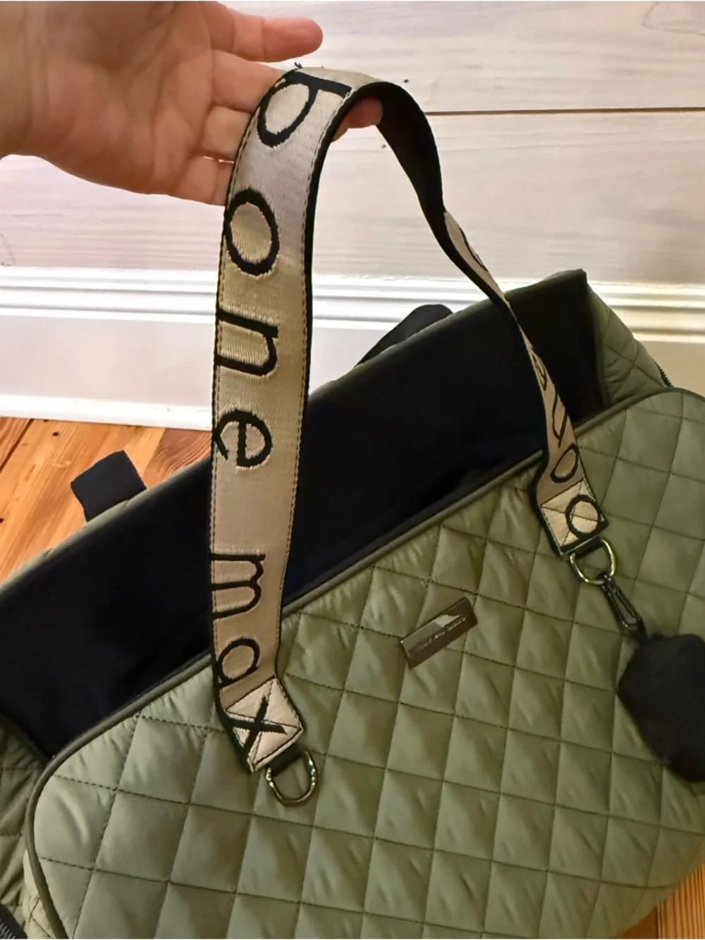Maxbone Quilted Dog Sport Carrier Bag Olive Green EUC Airline Approved